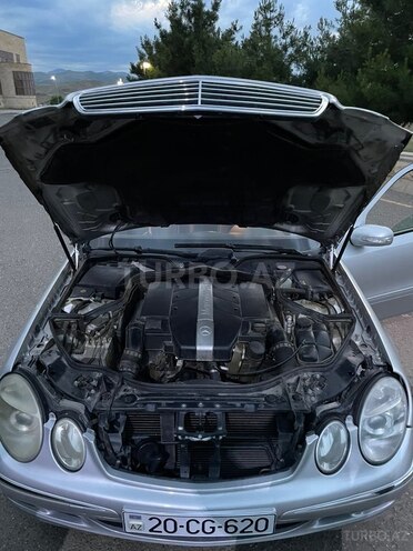 Mercedes E 240-14