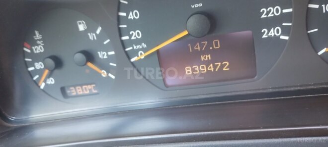 Mercedes E 220-6