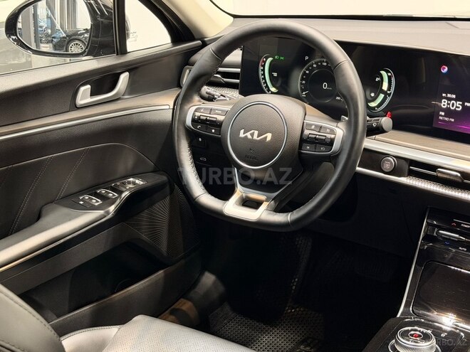 Kia K5-13
