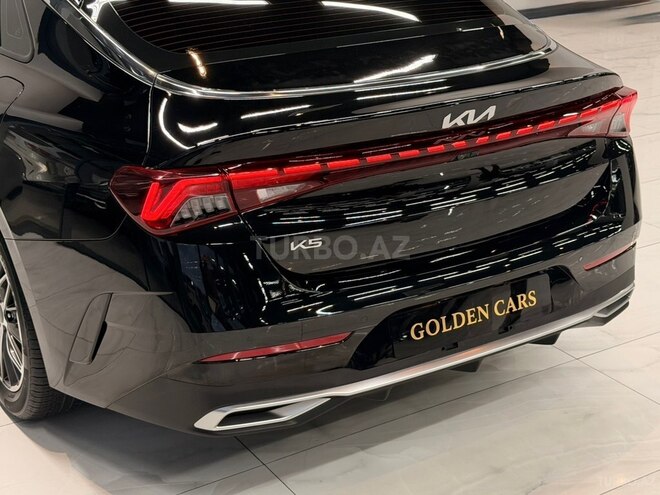 Kia K5-10