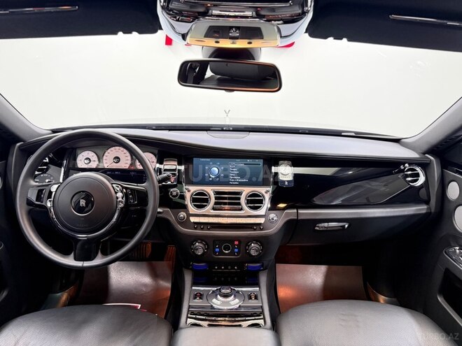 Rolls-Royce Ghost-30