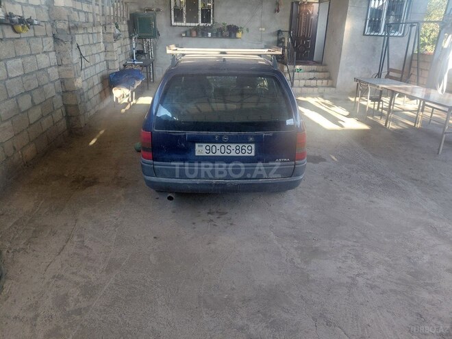 Opel Astra-2
