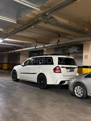 Mercedes GL 450 4MATIC-2