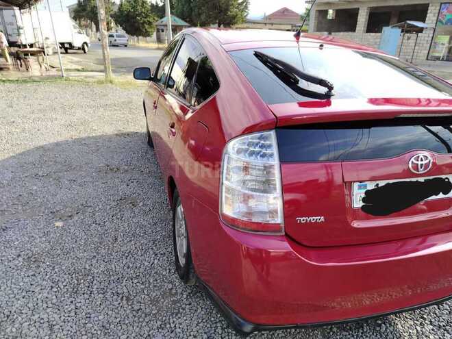 Toyota Prius-4
