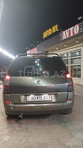 Renault Grand Scenic-3