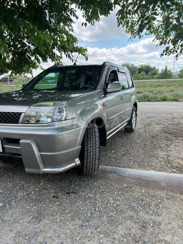 Nissan X-Trail-11