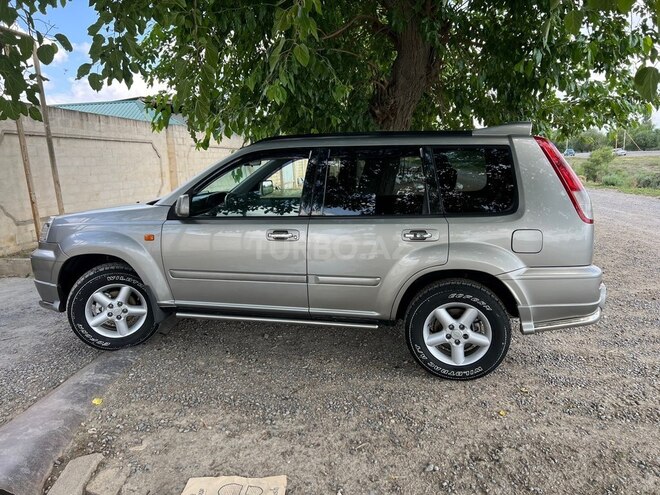 Nissan X-Trail-13