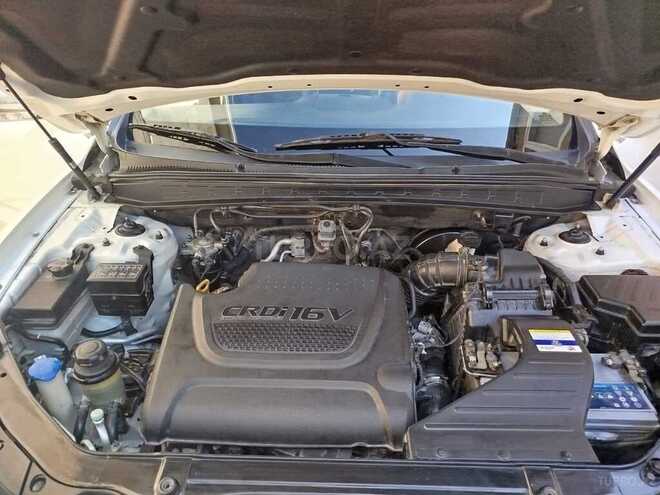 Hyundai Santa Fe-10
