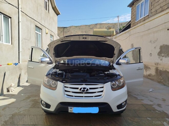 Hyundai Santa Fe-3