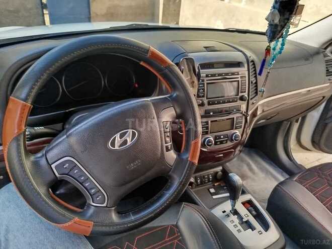 Hyundai Santa Fe-11