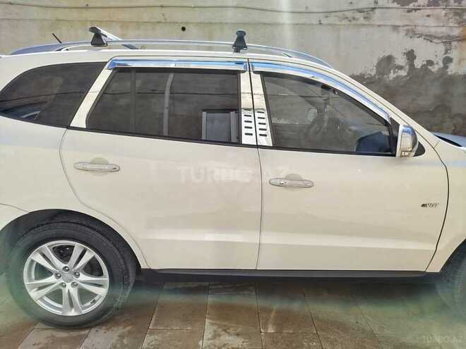 Hyundai Santa Fe-8