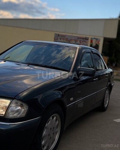 Mercedes C 200-7