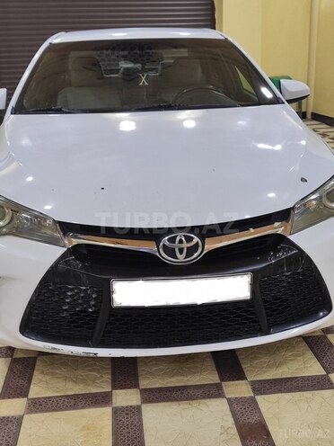 Toyota Camry-1
