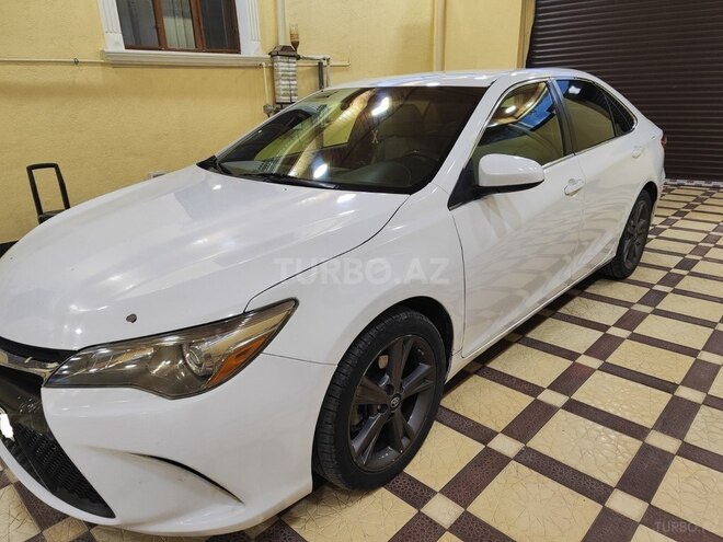 Toyota Camry-3