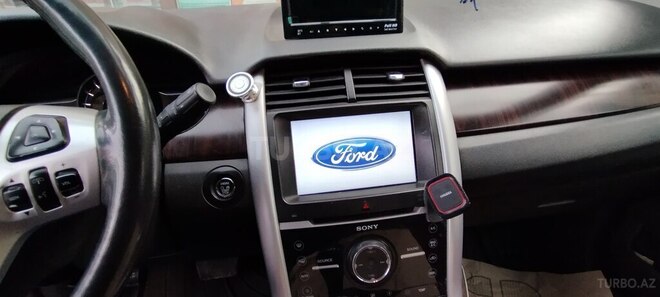 Ford Edge-11
