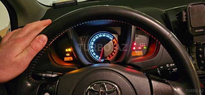 Toyota Urban Cruiser-9