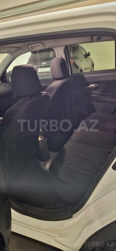 Toyota Urban Cruiser-8