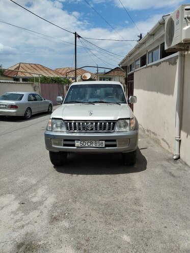 Toyota Land Cruiser Prado-1