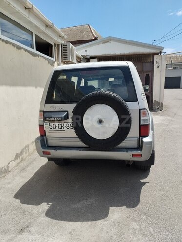 Toyota Land Cruiser Prado-3