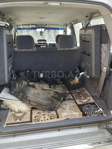 Toyota Land Cruiser Prado-8