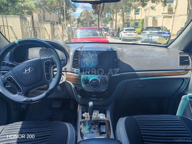 Hyundai Santa Fe-3