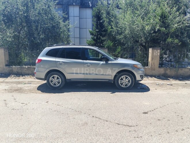 Hyundai Santa Fe-4