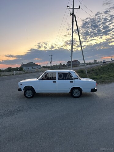 LADA (VAZ) 2107-3