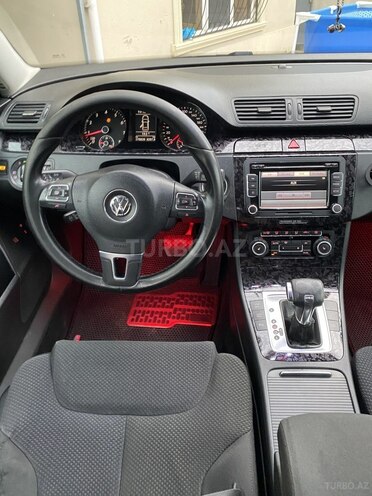 Volkswagen Passat-9