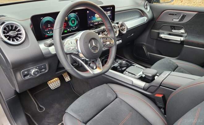Mercedes EQB 350 4MATIC-6