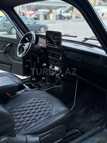 LADA (VAZ) Niva-11