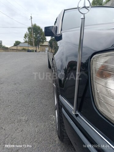 Mercedes 280 E-6