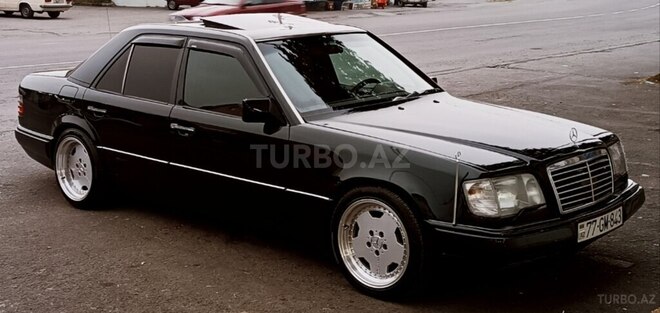 Mercedes 280 E-2