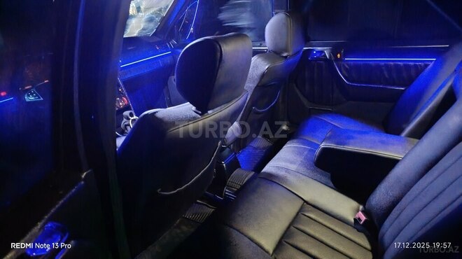 Mercedes 280 E-15