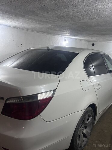 BMW 525-7
