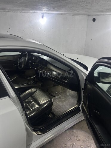 BMW 525-11