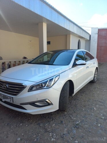 Hyundai Sonata-13