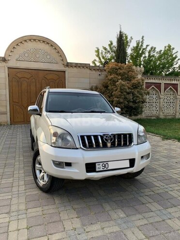 Toyota Land Cruiser Prado-17