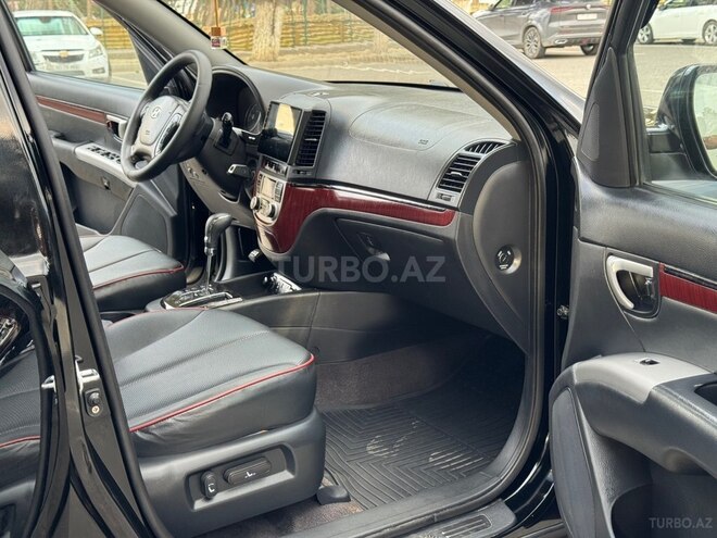 Hyundai Santa Fe-18