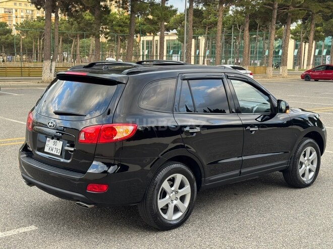 Hyundai Santa Fe-11
