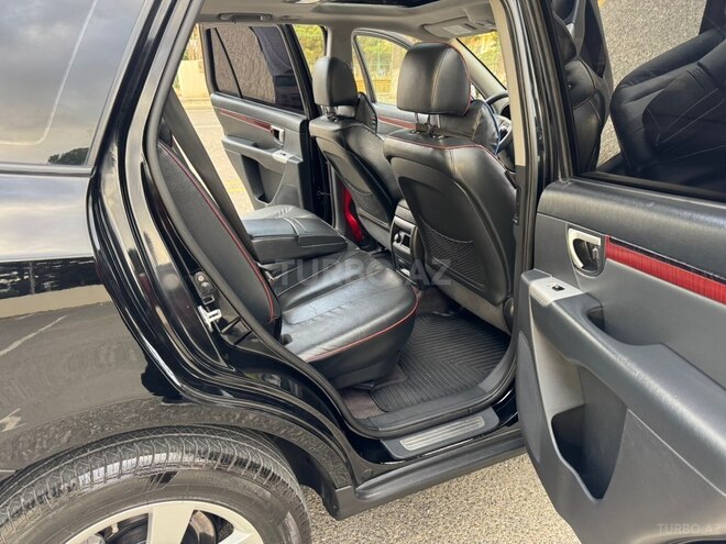 Hyundai Santa Fe-17