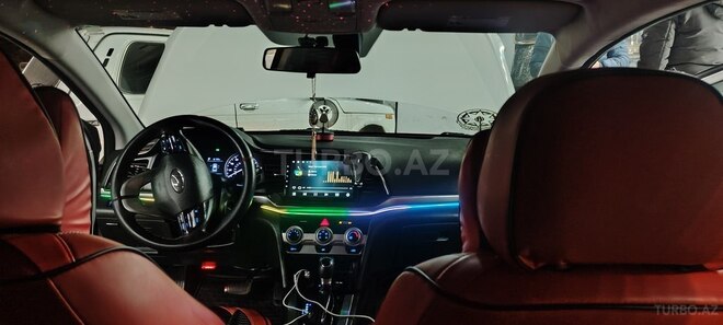 Hyundai Elantra-6