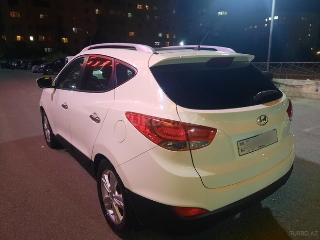 Hyundai ix35-4