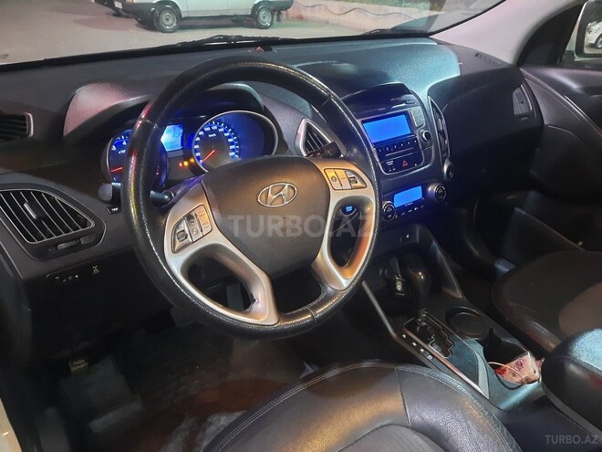 Hyundai ix35-7