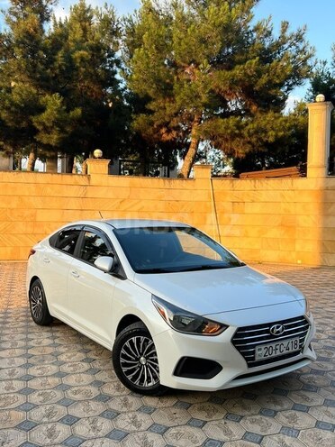 Hyundai Accent-3