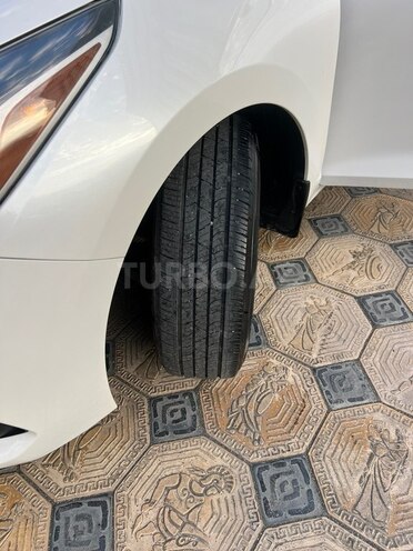 Hyundai Accent-9