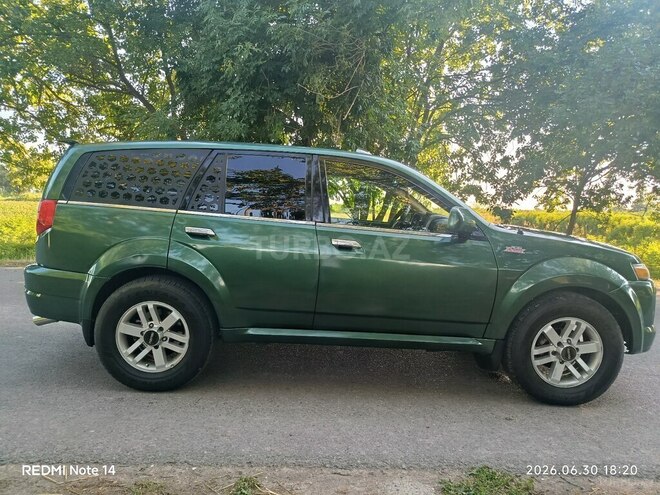 Isuzu Axiom-5