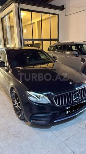 Mercedes E 300-1