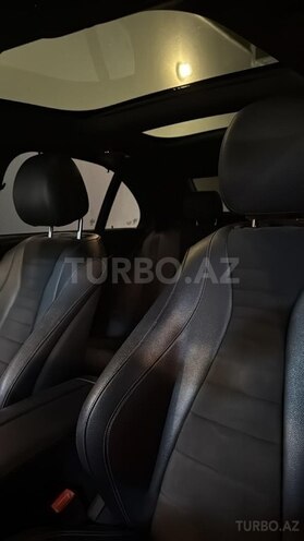 Mercedes E 300-7