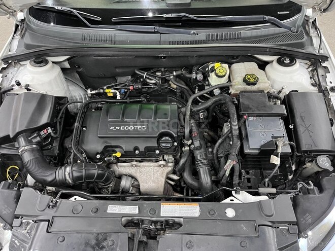 Chevrolet Cruze-8