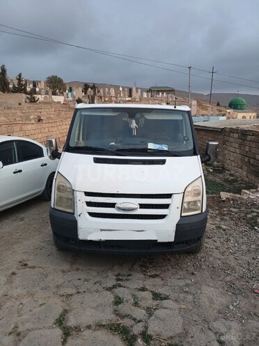 Ford Transit-1